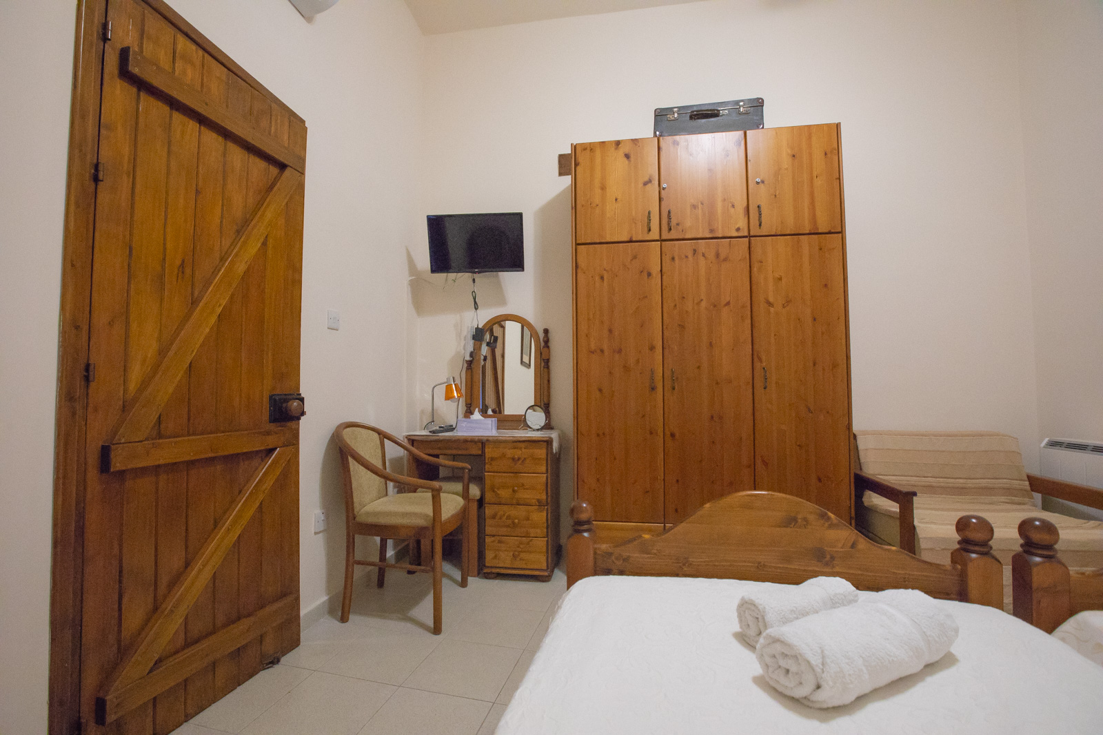 Two-Bedroom Apartment thumbnail 3